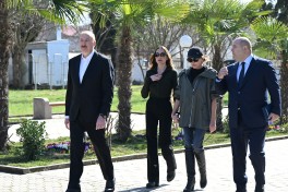 Prezident İlham Əliyev Xocavənd şəhər və Xocavənd kənd sakinləri ilə görüşüb - FOTO 
