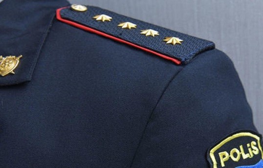 Polis marketlərdən oğurluq edən şəxsləri saxlayıb