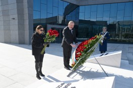 Prezident İlham Əliyev Xocalı Soyqırımı Memorialının açılışında iştirak edib - YENİLƏNİB-3  - FOTOLENT  - VİDEO 