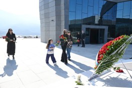 Prezident İlham Əliyev Xocalı Soyqırımı Memorialının açılışında iştirak edib - YENİLƏNİB-3  - FOTOLENT  - VİDEO 
