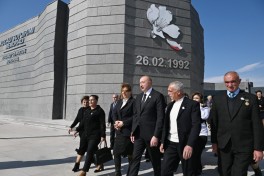 Prezident İlham Əliyev Xocalı Soyqırımı Memorialının açılışında iştirak edib - YENİLƏNİB-3  - FOTOLENT  - VİDEO 