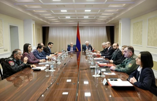 Ermənistan Təhlükəsizlik Şurası hibrid təhdidlərə qarşı mübarizəni müzakirə edib