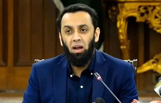 Pakistanın informasiya və teleradio yayımı naziri Attaulla Tarar