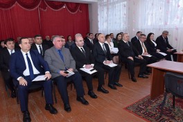 Zakir Fərəcov sakinlərlə görüşüb