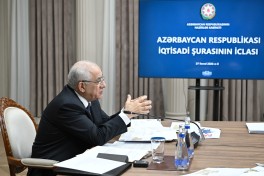 İqtisadi Şuranın sədri, Baş nazir Əli Əsədov