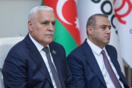 Balaxanı neftçiləri dəyirmi masada iştirak ediblər - FOTO 