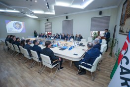 Balaxanı neftçiləri dəyirmi masada iştirak ediblər - FOTO 