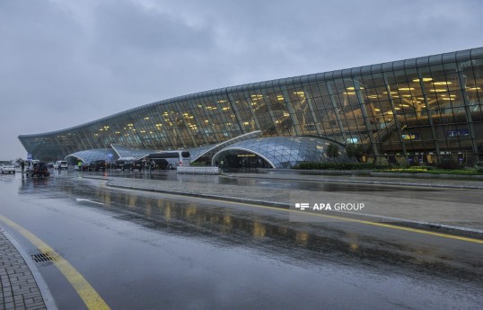 Kazan və Moskvadan Dubaya uçan təyyarələr Bakıya eniş edib