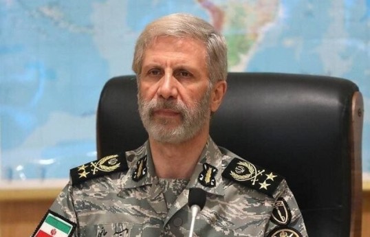 İran ordusunun baş komandanı Əmir Hatəmi