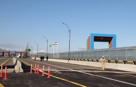 Rusiya vətəndaşlarını İranı Azərbaycan vasitəsilə tərk etməyə çağırıb