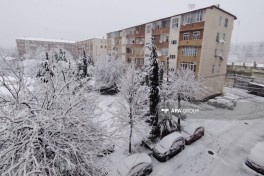 Şimal-qərb bölgəsinə qar yağıb, bəzi ərazilərdə qalınlıq 15 sm-ə çatıb - FOTO 