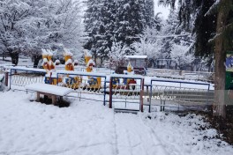 Şimal-qərb bölgəsinə qar yağıb, bəzi ərazilərdə qalınlıq 15 sm-ə çatıb - FOTO 