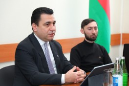 “Mediada Azərbaycan dili” mövzusunda təlimlərin növbəti mərhələsi təşkil olunub