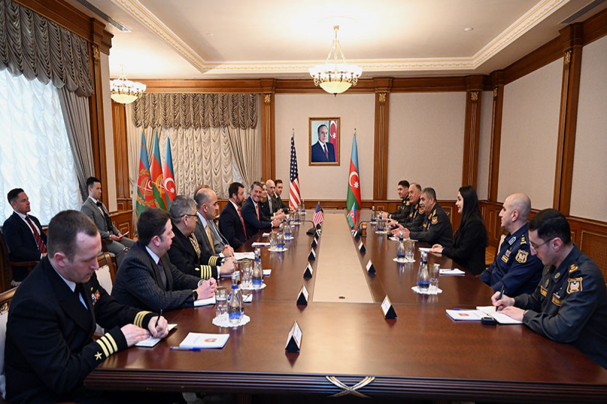 Azərbaycan və ABŞ arasında müdafiə sahəsində əlaqələr müzakirə edilib