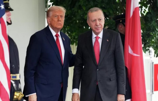 Ərdoğan Trampla Venesueladakı vəziyyəti müzakirə edib