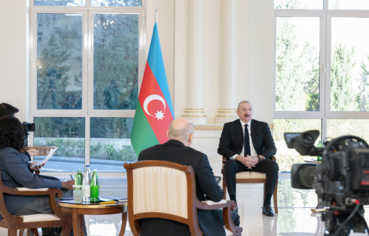 Azərbaycan Prezidenti: Biz bütün dövrlərdə dilimizi qorumuşuq