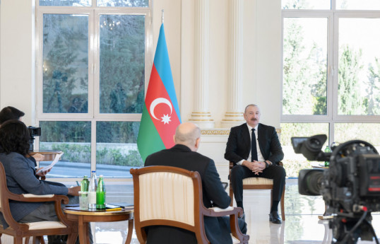 Prezident İlham Əliyevin telekanallara müsahibəsi: Ölkə daxilindən qlobal siyasətə qədər geniş gündəm - TƏHLİL 