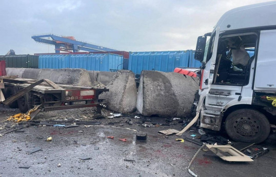 Rusiya Odessada iki limanı vurub, ölən və yaralananlar var
