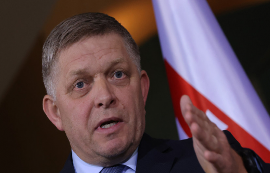 Slovakiyanın Baş naziri Robert Fitso
