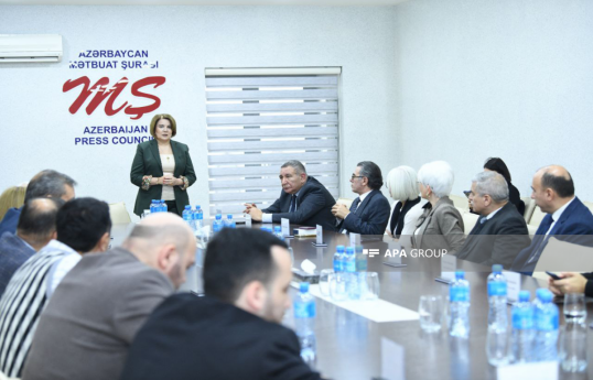 Mətbuat Şurasının Dil Komissiyasının genişləndirilmiş iclası keçirilib - FOTO 