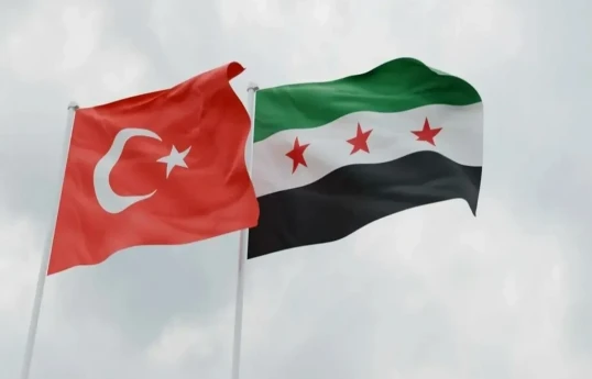 Yaşar Güler Murhaf Əbu Kəsra ilə Suriyadakı son hadisələri müzakirə edib