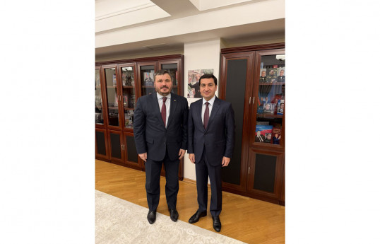 Ukrayna səfiri Yuri Husyev, Azərbaycan Prezidentinin köməkçisi – Prezident Administrasiyasının Xarici siyasət məsələləri şöbəsinin müdiri Hikmət Hacıyev