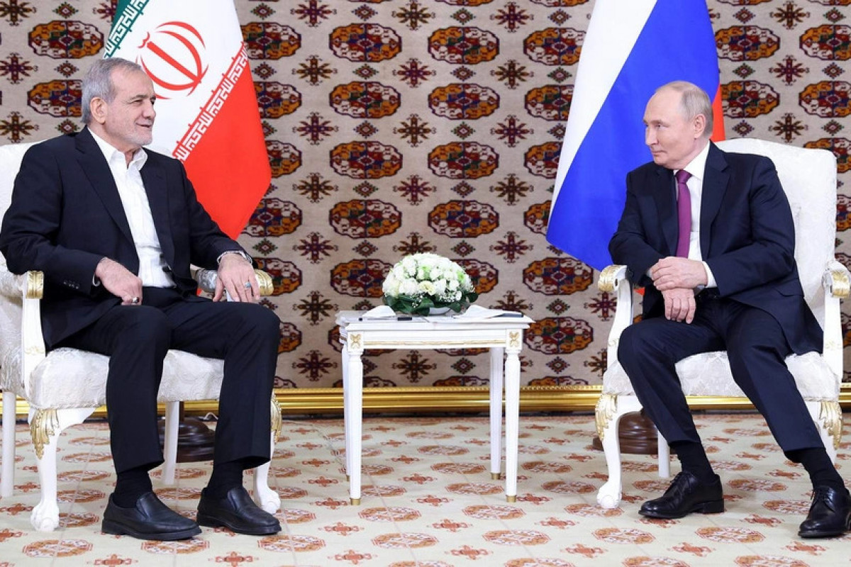 İran Prezidenti Məsud Pezeşkian, Rusiya Prezidenti Vladimir Putin
