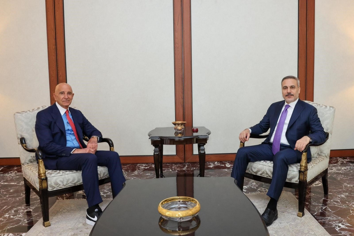 Hakan Fidan və Tom Barrak