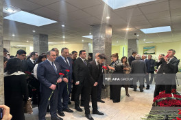 Moskvada 20 yanvar şəhidlərinin xatirəsi anılıb - FOTO 