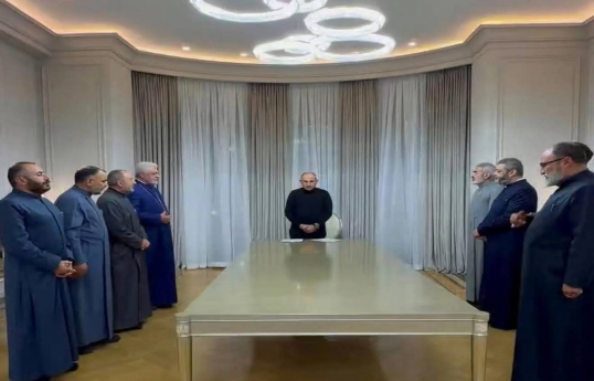 Paşinyanı dəstəkləyən yepiskoplar din xadimlərini II Qareginin toplantısına qatılmamağa çağırıb