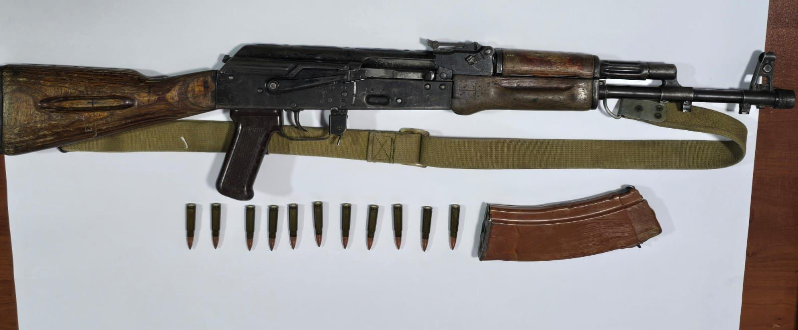 İran vətəndaşı vasitəsilə narkokuryerlik edən şəxslərdən 6 kiloqram narkotik aşkarlanıb