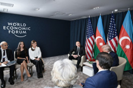 Davosda Prezident İlham Əliyevlə Donald Tramp arasında görüş keçirilib - YENİLƏNİB-1 