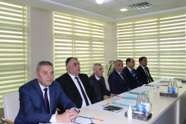 Zaur Mikayılov Ucarda vətəndaşları qəbul edib