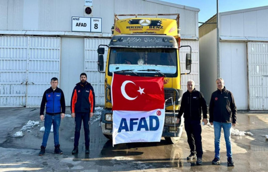 Türkiyə Suriyaya 11 konteyner humanitar yardım göndərib