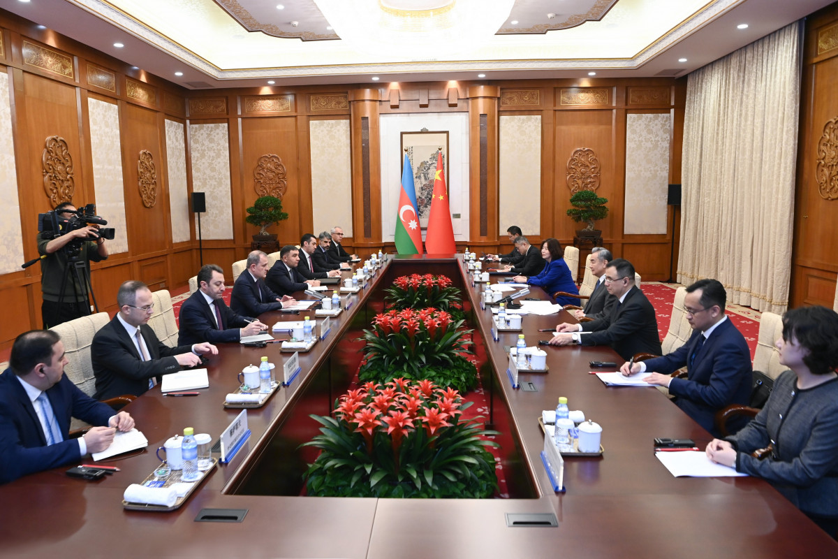 Ceyhun Bayramov Çin XİN rəhbəri ilə regional və beynəlxalq məsələləri müzakirə edib - YENİLƏNİB 