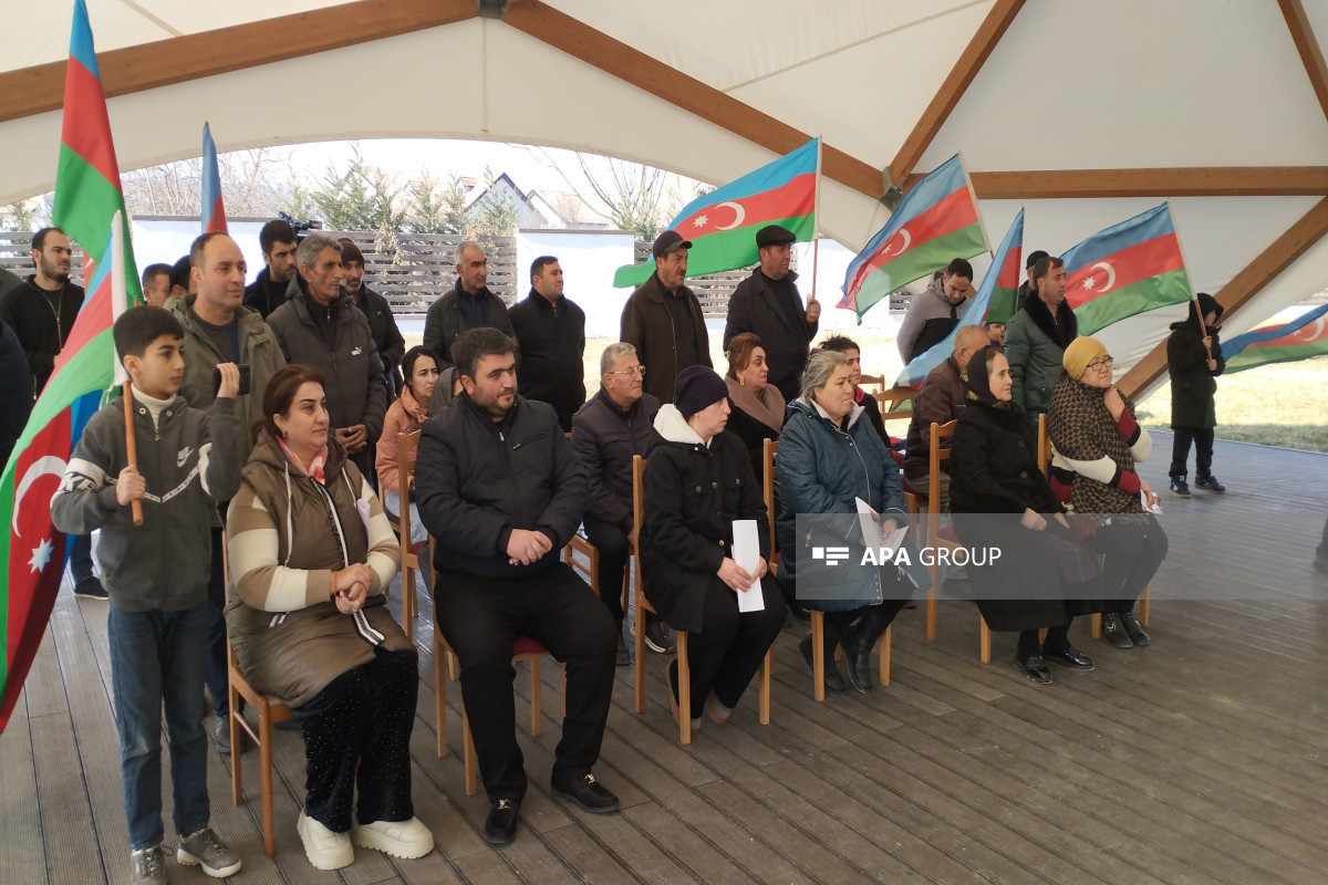 Növbəti köç karvanları Kərkicahan qəsəbəsinə, Xocalının Xanyurdu və Təzəbinə kəndlərinə çatıb, açarlar təqdim olunub- FOTO  - YENİLƏNİB-1  - VİDEO 