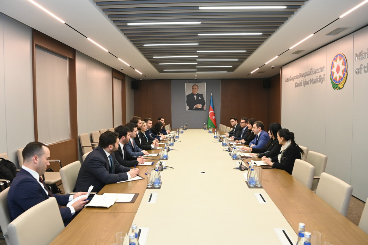 XİN rəhbərinin müavini ABŞ Konqresinin nümayəndələri ilə 907-ci düzəlişin ləğvini müzakirə edib