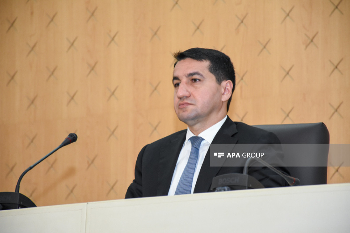Azərbaycan Prezidentinin köməkçisi – Prezident Administrasiyasının Xarici siyasət məsələləri şöbəsinin müdiri Hikmət Hacıyev