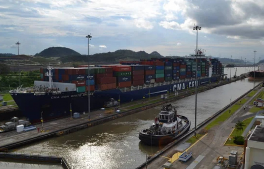Panama məhkəməsi Honkonq şirkətinin kanaldakı limanlara dair lisenziyasını ləğv edib