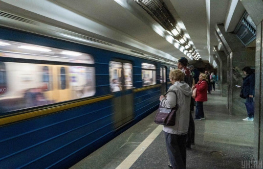 ​​​​​​​Kiyev metrosu fəaliyyətini bərpa edib