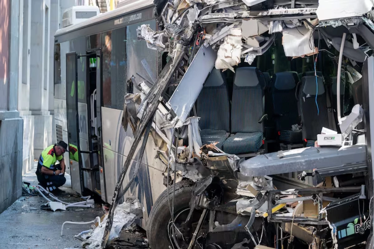 Dozens injured after passenger bus crashes into building in Spain