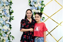 Leyla Əliyeva Şəkidə Uşaq evi sosial xidmət müəssisəsinin sakinləri ilə görüşüb - FOTO 