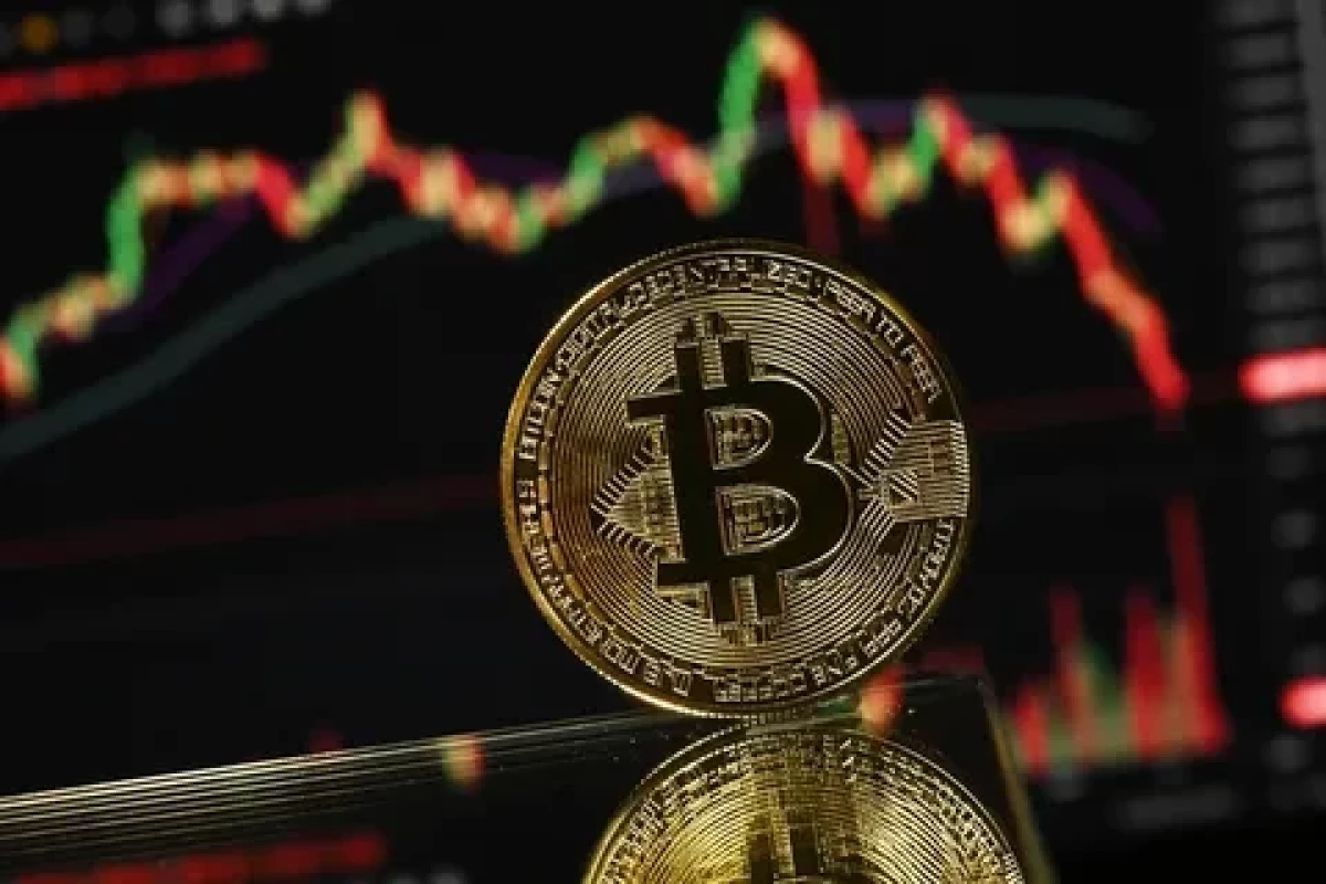 "Bitcoin"in qiyməti 61 min dollara yaxınlaşıb
