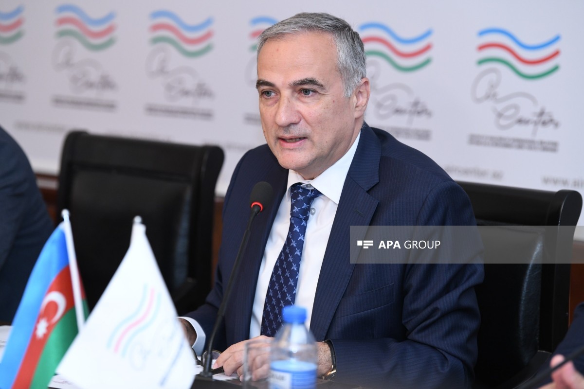 Beynəlxalq Münasibətlərin Təhlili Mərkəzinin (BMTM) İdarə Heyətinin sədri Fərid Şəfiyev