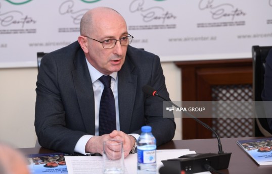 Azərbaycan Respublikasının Təhlükəsizlik Şurası Katibinin Xidmətinin Hərbi təhlükəsizlik məsələləri şöbəsinin müdiri general-mayor Elman Səmədov