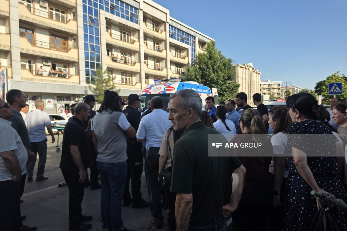 Naxçıvan şəhərində yük avtomobil 3 piyadanı vurub