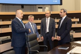 ADY rəhbərliyi Rusiya və İranla əməkdaşlığı müzakirə edib, protokol imzalanıb