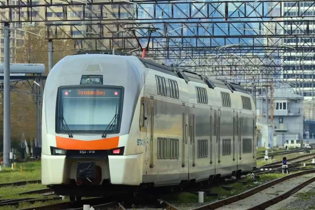 Azərbaycanda ilk elektrikləşdirilmiş dəmir yolu xəttinin istifadəyə verilməsindən 100 il ötür - <span class="red_color">VİDEO