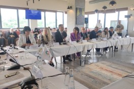 Şuşada müstəmləkəçiliyin müasir formaları ilə bağlı müzakirə keçirilib - FOTO 