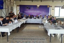 Şuşada etnik və mədəni müxtəlifliklə bağlı müzakirə keçirilib